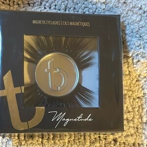 Tori Belle Magnetic Lashes- (can be worn w/ adhesive as well as magnetic liner)